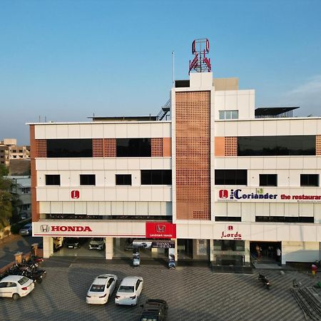 Lords Eco Inn Navsari Dış mekan fotoğraf