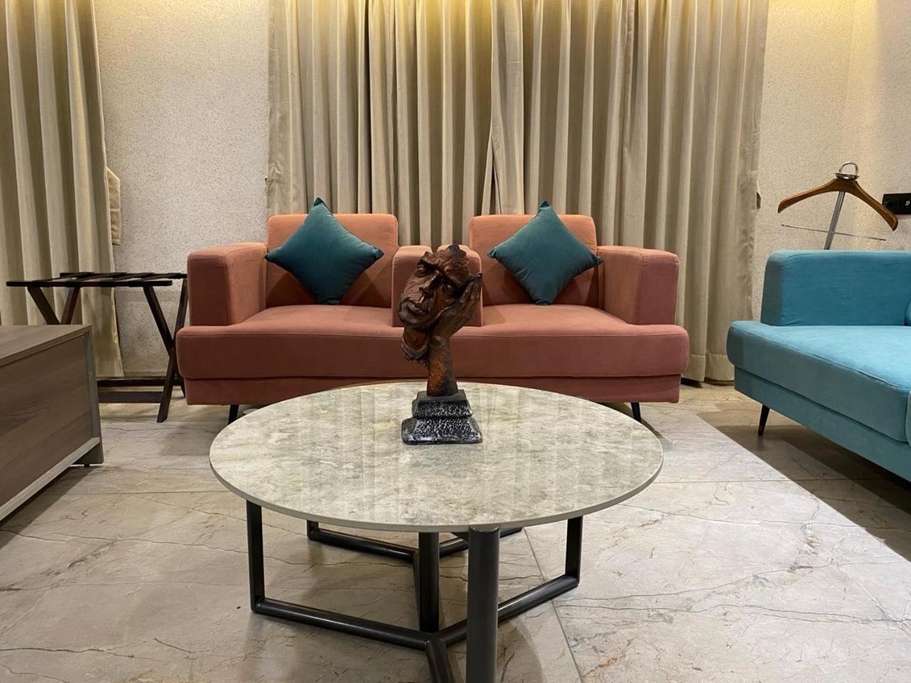 Lords Eco Inn Navsari Dış mekan fotoğraf